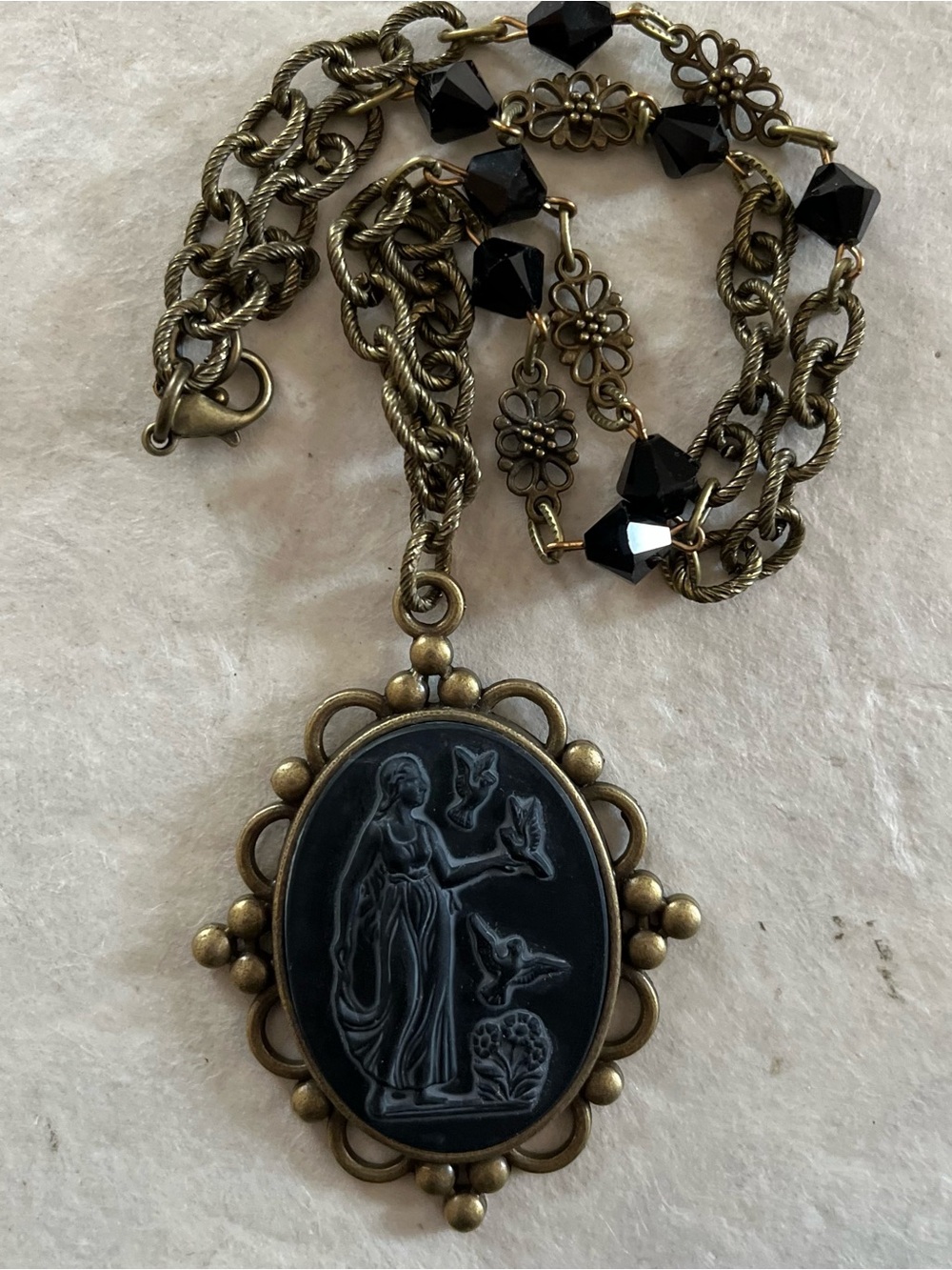 Vintage 1940s Black Glass Goddess Cameo Necklace with Brass Czech Chain - Picture 15 of 16
